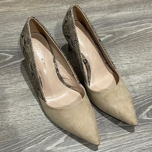 KELLY & KATIE— NWT— HEELS— SNAKE SKIN— SUEDE— SIZE 6.5